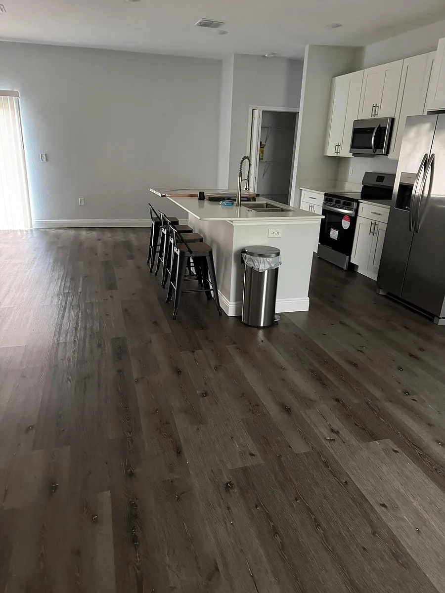 Building Photo - Dogwood Drive Crse