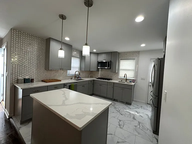 176 Merwin Ave — Photo 6