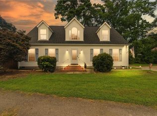 6 Misty Creek Ln, Hampton, VA 23669