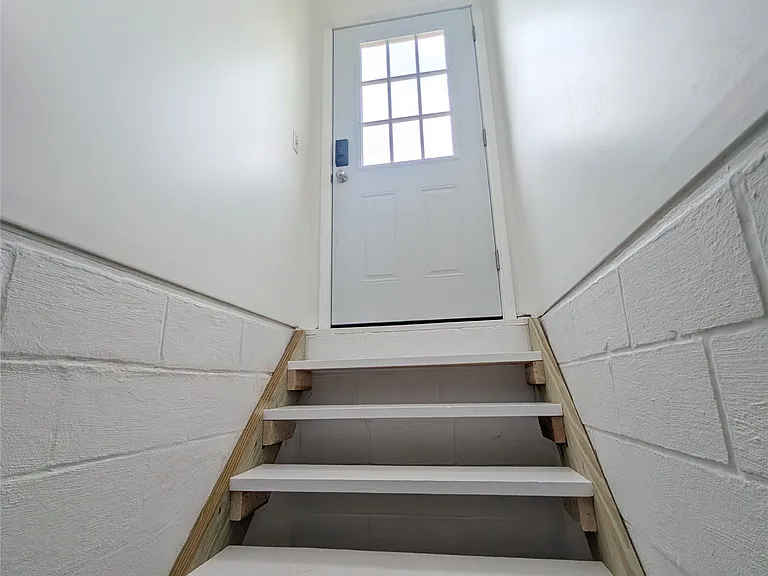 10135 Sampson Rd — Photo 14