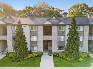 18372 N Ridge Ct APT 12, Spring Lake, MI 49456