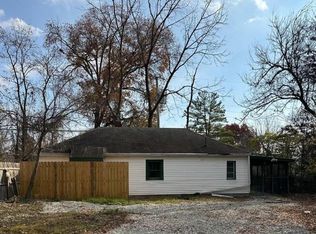 122 N Roosevelt St, Bloomington, IN 47408