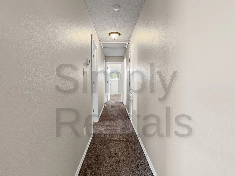 479 Mills Way — Photo 23