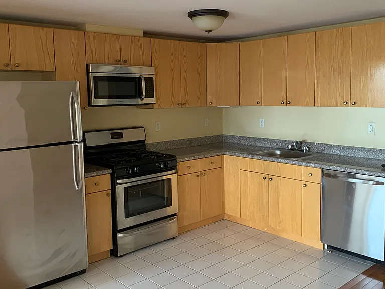 12 Brooklyn Ave #505 — Photo 4