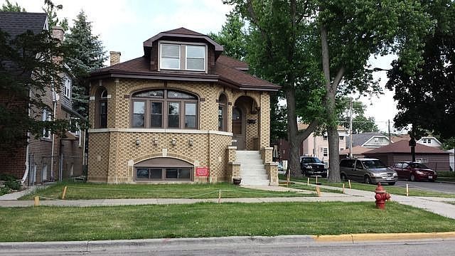 2nd image of 1447 S 59th Ct