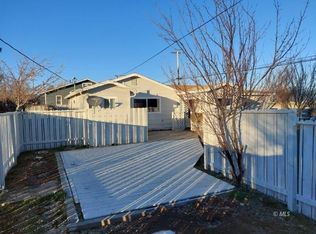 813 N Warner St, Alturas, CA 96101