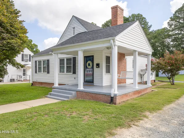 508 Stewart Avenue, Clinton, NC 28328