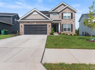 1547 Winding Mdws, Fenton, MO 63026