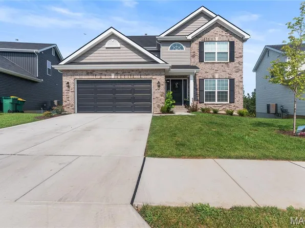 1547 Winding Mdws, Fenton, MO 63026