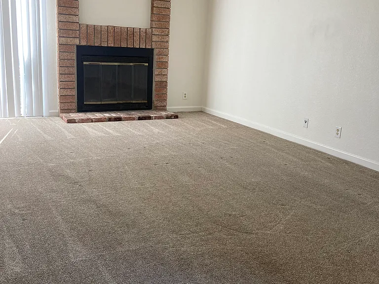 24552 Long Ct — Photo 2