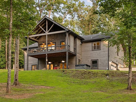 2nd image of 371 Windfield Cir