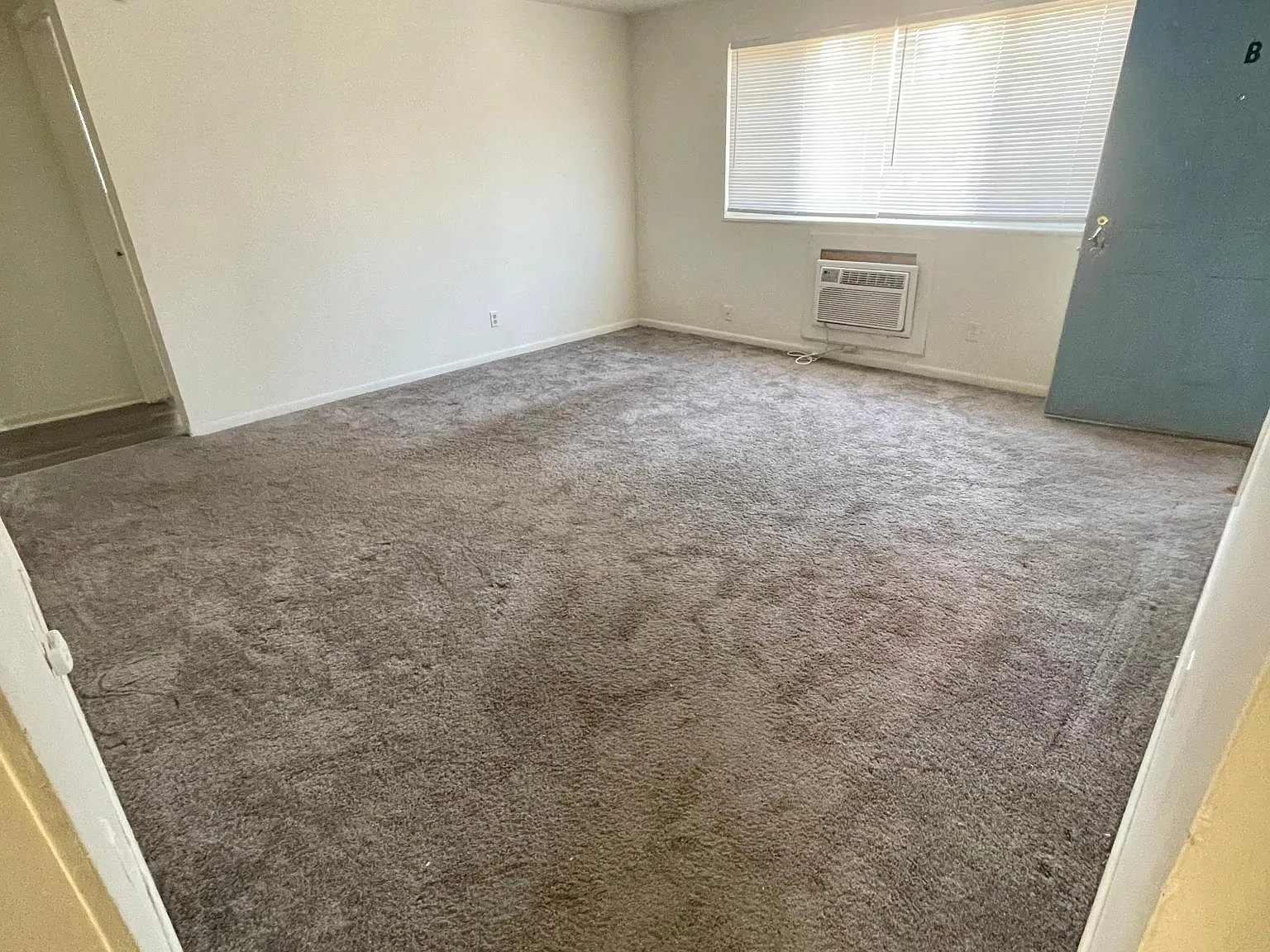 2 bed, 850 sqft, $1,000 — Photo 3