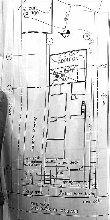 3118 Davis St photo 1