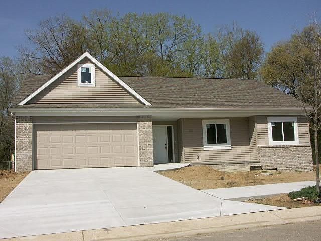 1st image of 2715 Diane Marie Ct