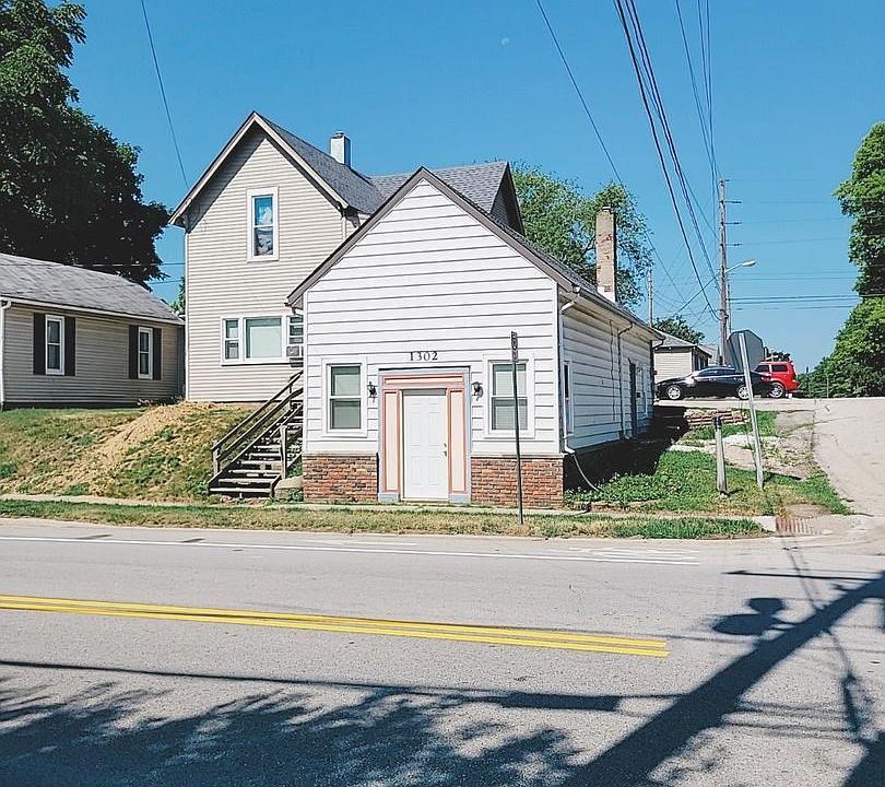 1st image of 1302 S 4th St #11335241