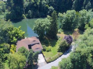 2750 SW Mossy Brae Rd, West Linn, OR 97068