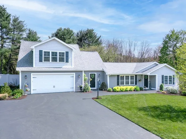 332 South St, Foxboro, MA 02035