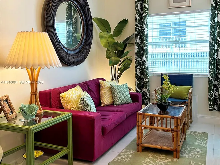 335 Ocean Dr #114 — Photo 6