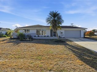 312 Hollywood St, Lehigh Acres, FL 33936