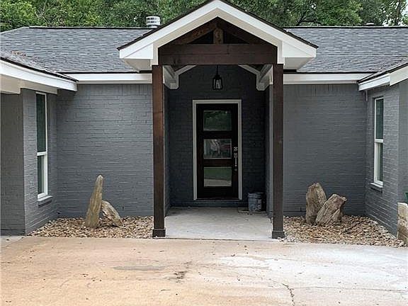 3rd image of 1809 Hondo Dr