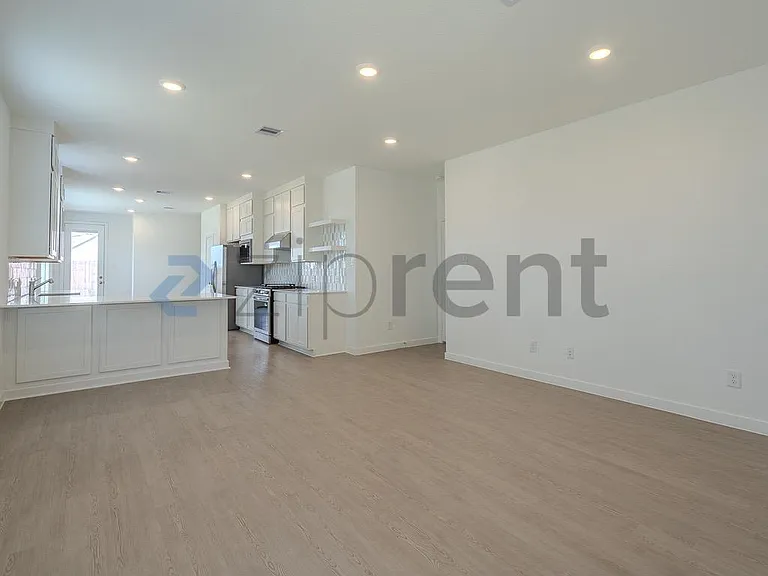 21514 Barnridge Ct — Photo 5