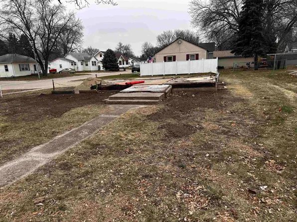 302 W 12th St, Spencer, IA 51301