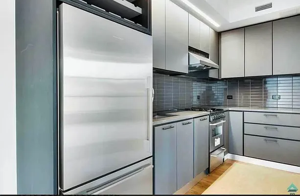 Rented by EXR | media 8