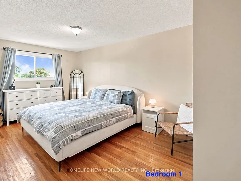458 Appledore Cres #UPPER — Photo 7