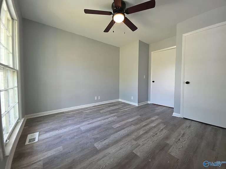 307 Mockingbird Rd SE — Photo 6