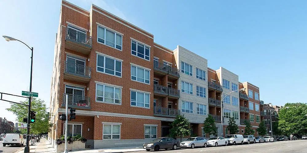 HIGHPOINT West Loop — Photo 2