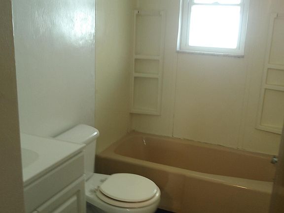 5th image of 401 6th St