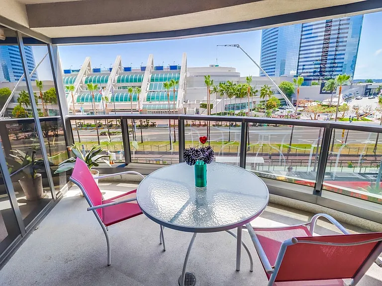 100 Harbor Dr #504 — Photo 46