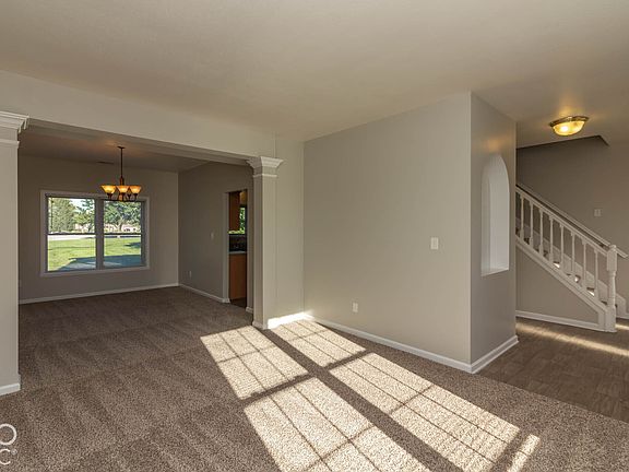 2nd image of 7529 Sleeping Ridge Dr