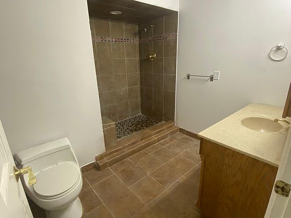 5th image of 2273 Lena Lane