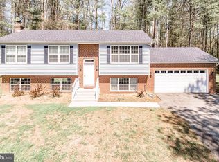 39350 Golden Beach Rd, Mechanicsville, MD 20659