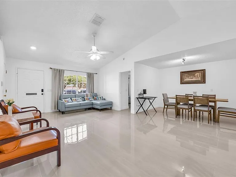 4211 Floating Orchid Ct — Photo 5