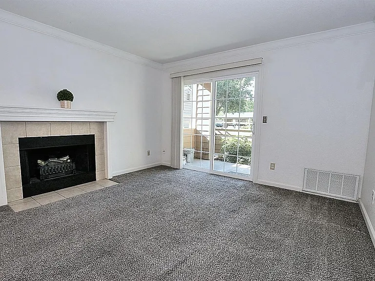 11150 Trinity River Dr — Photo 12
