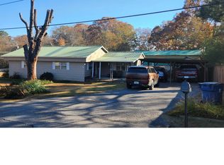 17 Stanfield Rd, Albertville, AL 35951