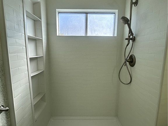 5th image of 1808 E Saint Louis Ave