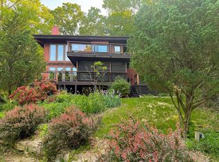 5362 Mahocker Rd, Mazomanie, WI 53560