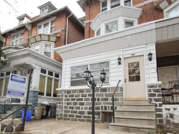 5036 Pine St APT 2R, Philadelphia, PA 19143