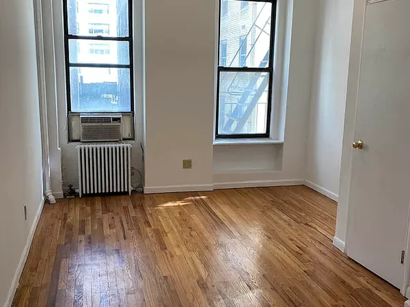 245 East 62nd Street image 1 of 11
