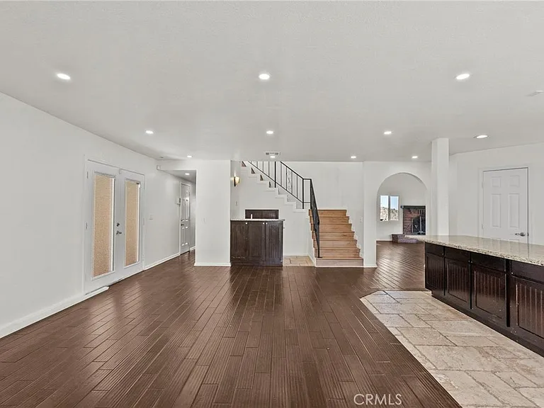 1138 Lakeview Dr — Photo 25