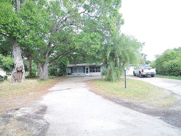 3rd image of 1624 27th Ave
