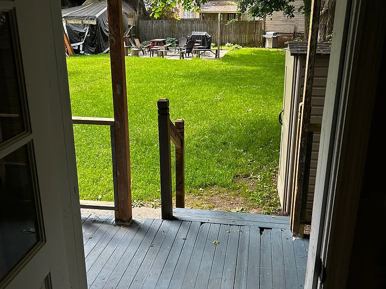 31 Maple Ave — Photo 17