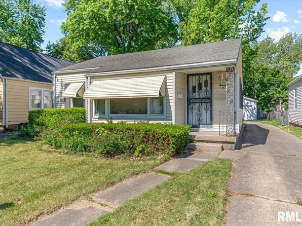 2505 S 5th St, Springfield, IL 62703