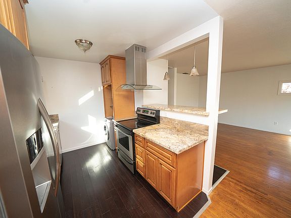 4th image of 3811 Kroy Way