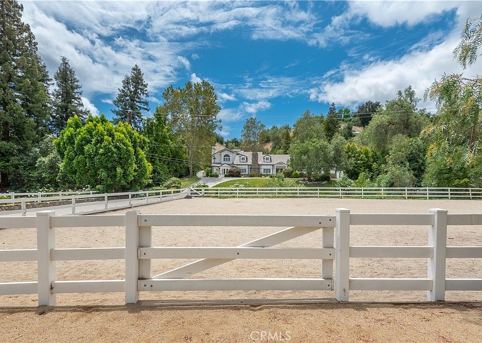 1st image of 24232 Long Valley Rd