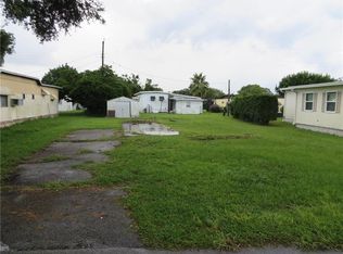 6352 Ohio St, Zephyrhills, FL 33542