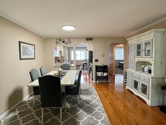 4th image of 205 Kennely Rd #4